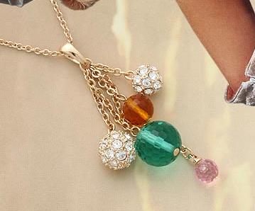 LUXURY SWAROVSKI CRYSTALS COCKTAIL NECKLACE